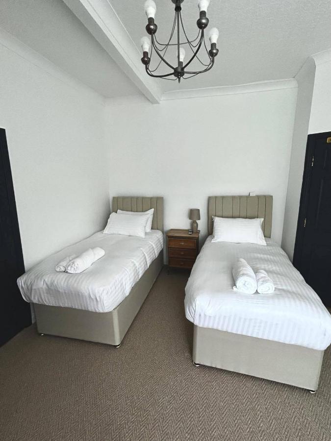 Bed and Breakfast Downe Arms Castleton à Whitby Chambre photo